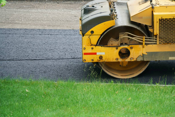Best Commercial Driveway Pavers  in Eastport, NY